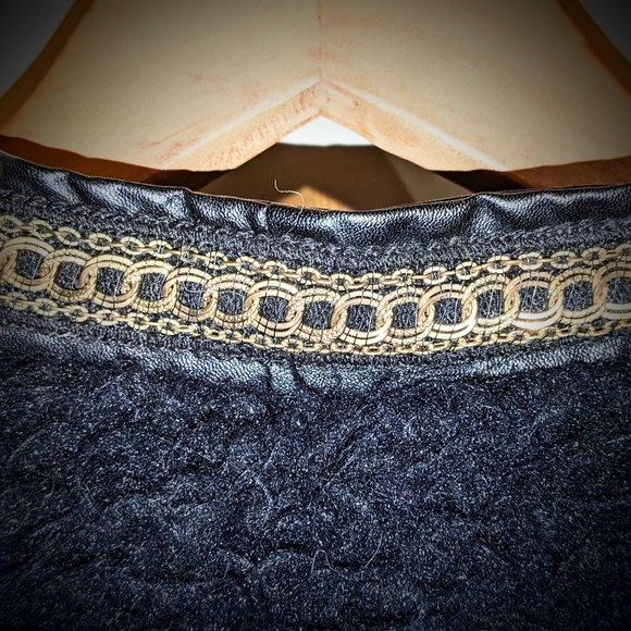 Warm Faux Fur Vest, size M - Picture 5 of 12